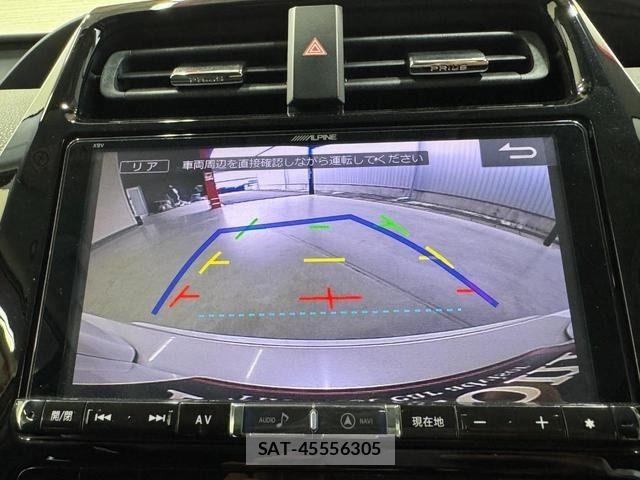 Toyota PRIUS 2017-03 6816625-17