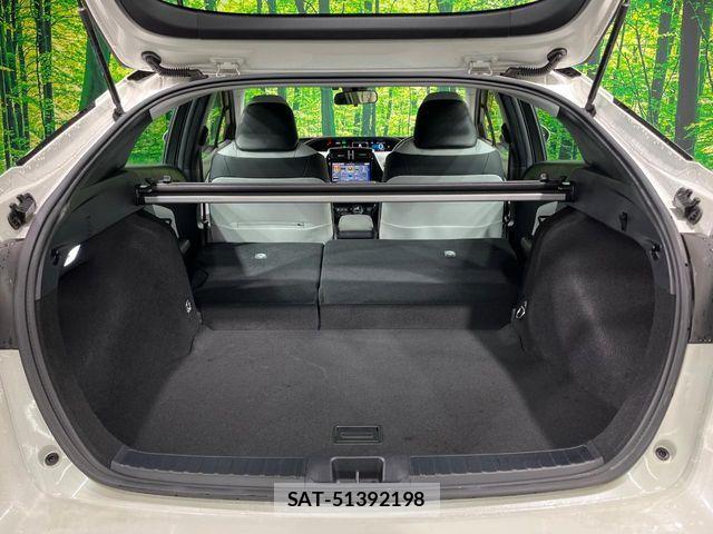 Toyota PRIUS 2019-12 6816603-9