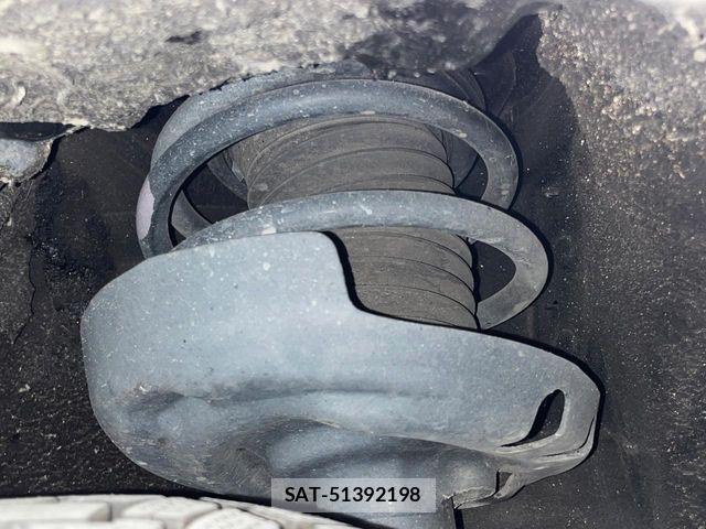 Toyota PRIUS 2019-12 6816603-19