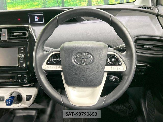 Toyota PRIUS 2017-12 6816610-10