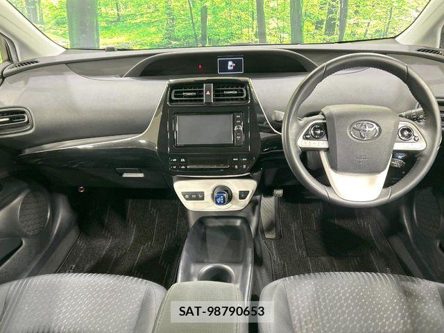 Toyota PRIUS 2017-12 6816610-1
