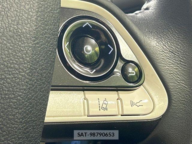 Toyota PRIUS 2017-12 6816610-4