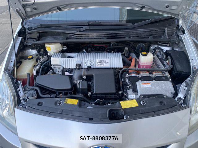 Toyota PRIUS 2011-07 6816674-3