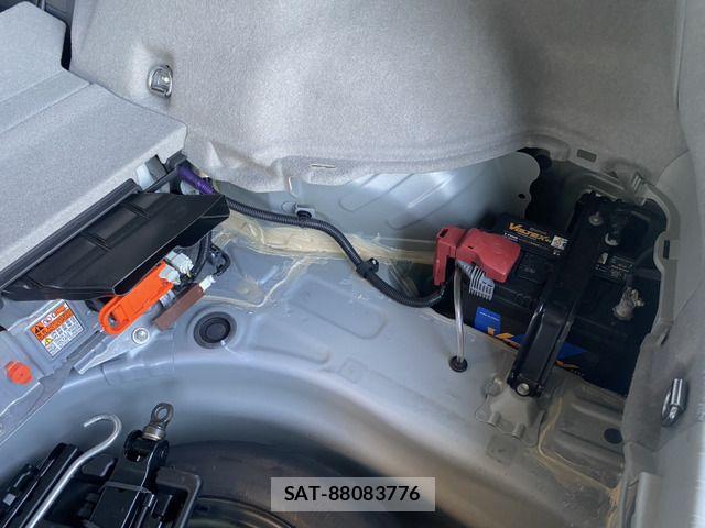 Toyota PRIUS 2011-07 6816674-7