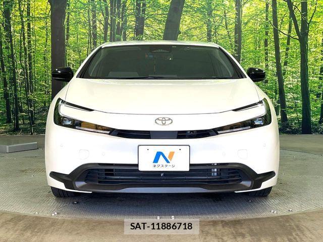Toyota PRIUS 2023-03 6816593-12