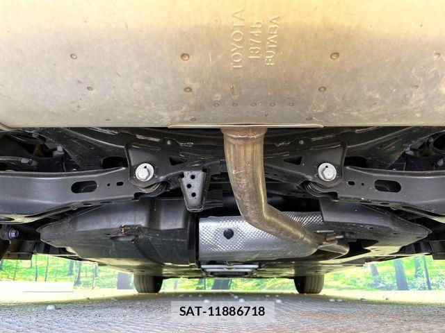 Toyota PRIUS 2023-03 6816593-17