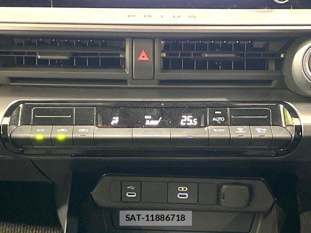Toyota PRIUS 2023-03 6816593-4