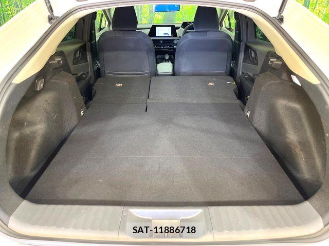 Toyota PRIUS 2023-03 6816593-8