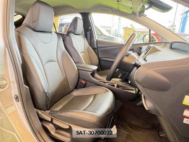Toyota PRIUS 2016-01 6816644-9