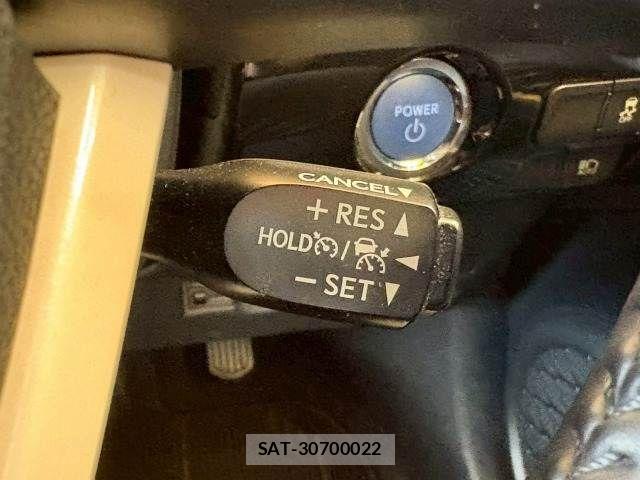 Toyota PRIUS 2016-01 6816644-4