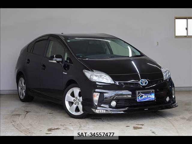 Toyota PRIUS 2015-03 6816667-1