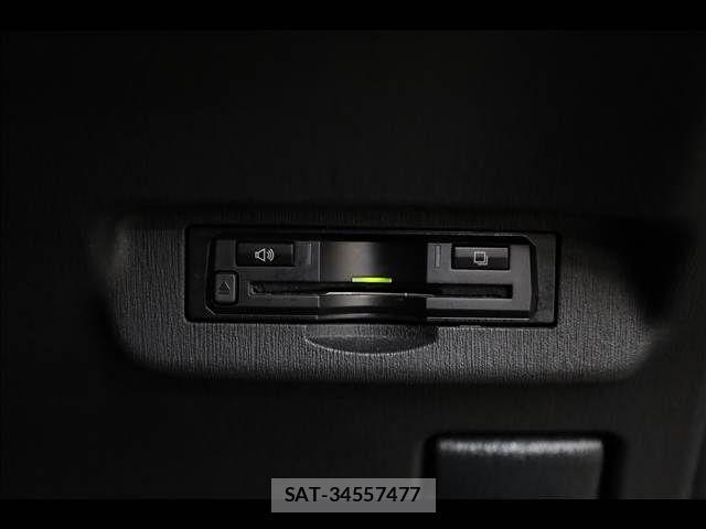 Toyota PRIUS 2015-03 6816667-8