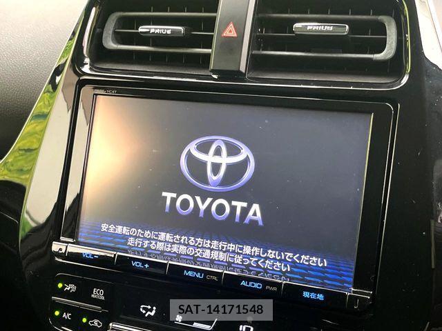 Toyota PRIUS 2017-04 6816631-2