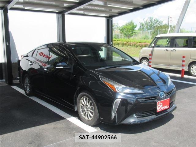 Toyota PRIUS 2019-01 6816614-2