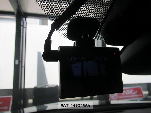 Toyota PRIUS 2019-01 6816614-7