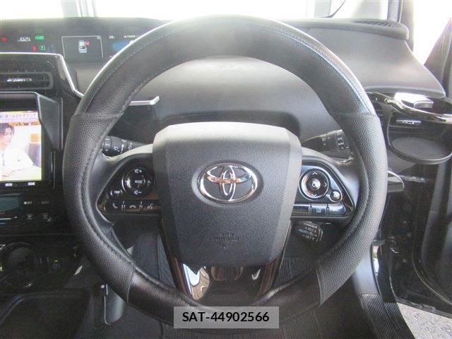 Toyota PRIUS 2019-01 6816614-8