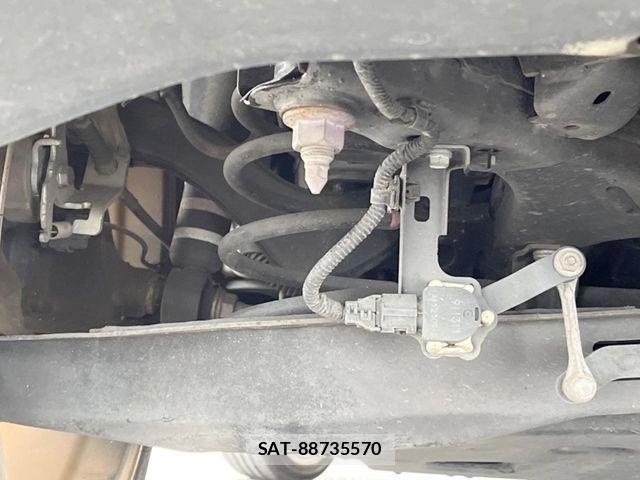 Toyota PRIUS 2019-09 6816615-19