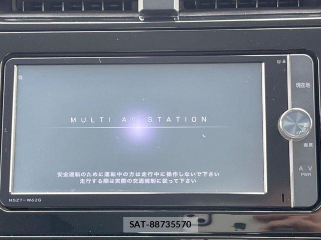 Toyota PRIUS 2019-09 6816615-2
