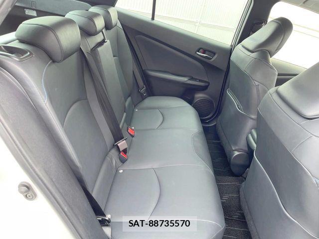 Toyota PRIUS 2019-09 6816615-8