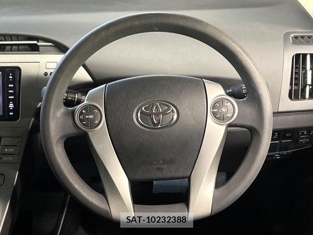 Toyota PRIUS 2013-12 6816646-10