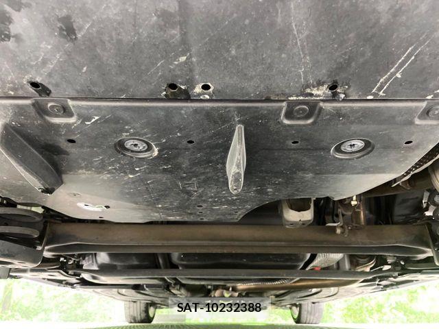 Toyota PRIUS 2013-12 6816646-18