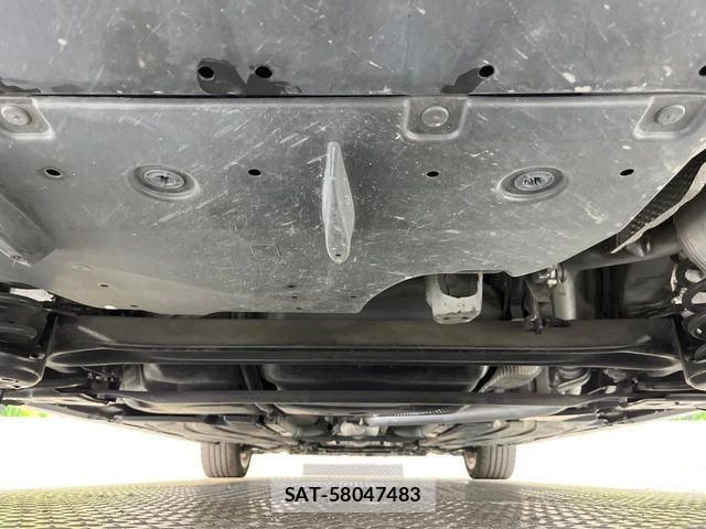 Toyota PRIUS 2013-10 6816645-18