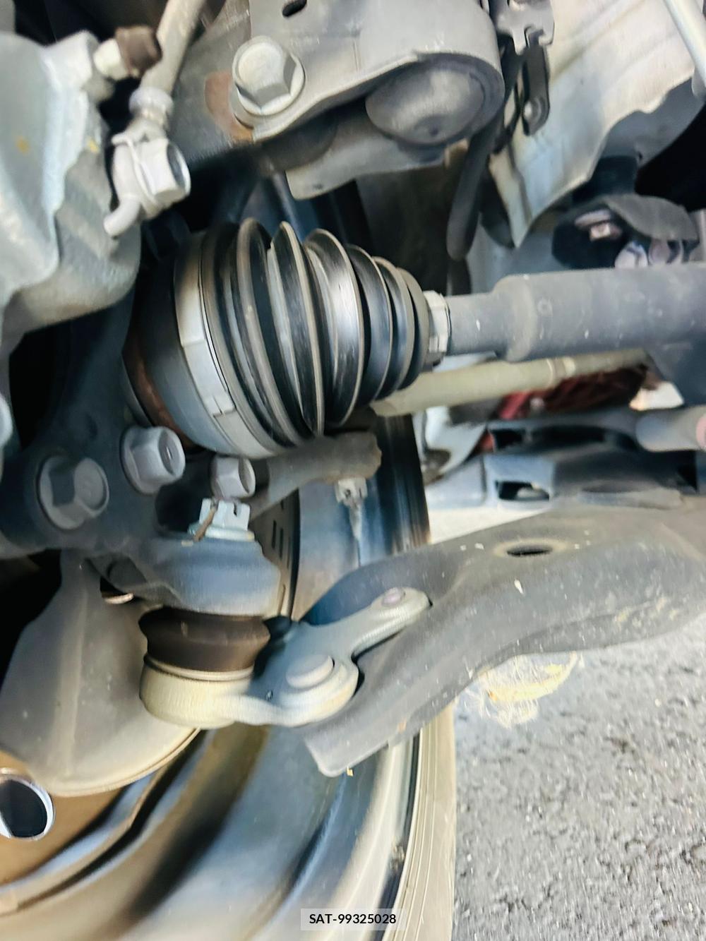 Toyota PRIUS 2023 6606196-31