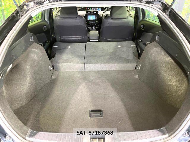 Toyota PRIUS 2019-05 6911254-10
