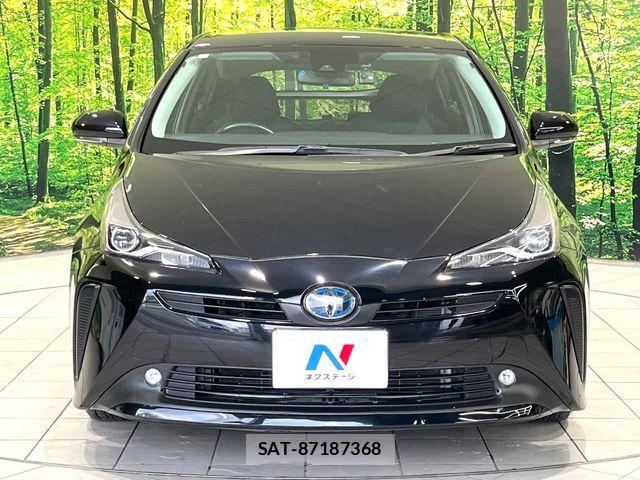 Toyota PRIUS 2019-05 6911254-14