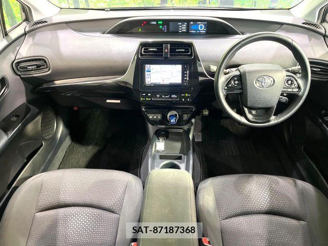 Toyota PRIUS 2019-05 6911254-1