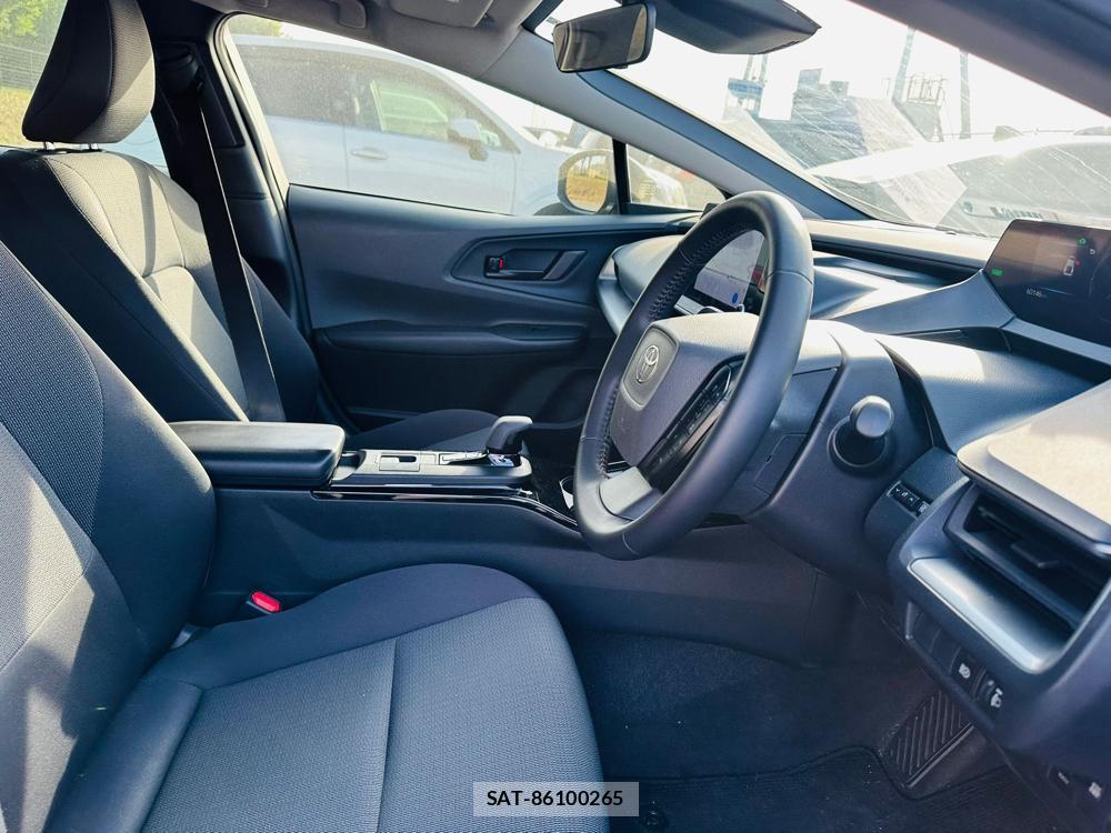 Toyota PRIUS 2023 6804901-11