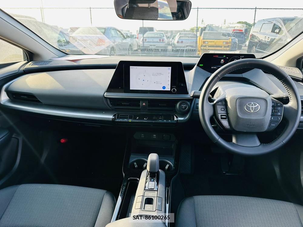 Toyota PRIUS 2023 6804901-12