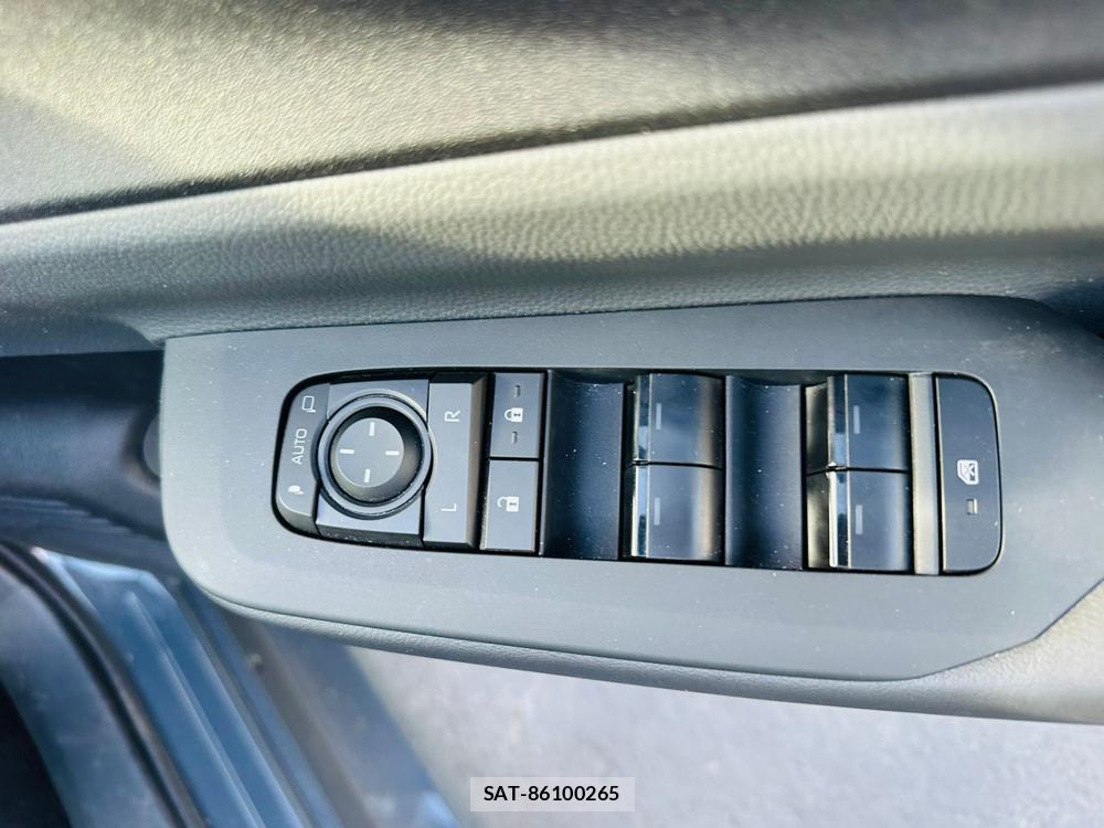 Toyota PRIUS 2023 6804901-20
