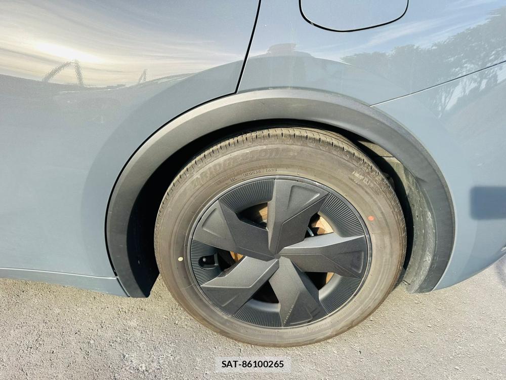 Toyota PRIUS 2023 6804901-29