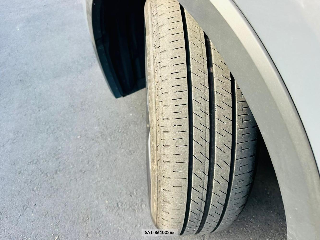 Toyota PRIUS 2023 6804901-31