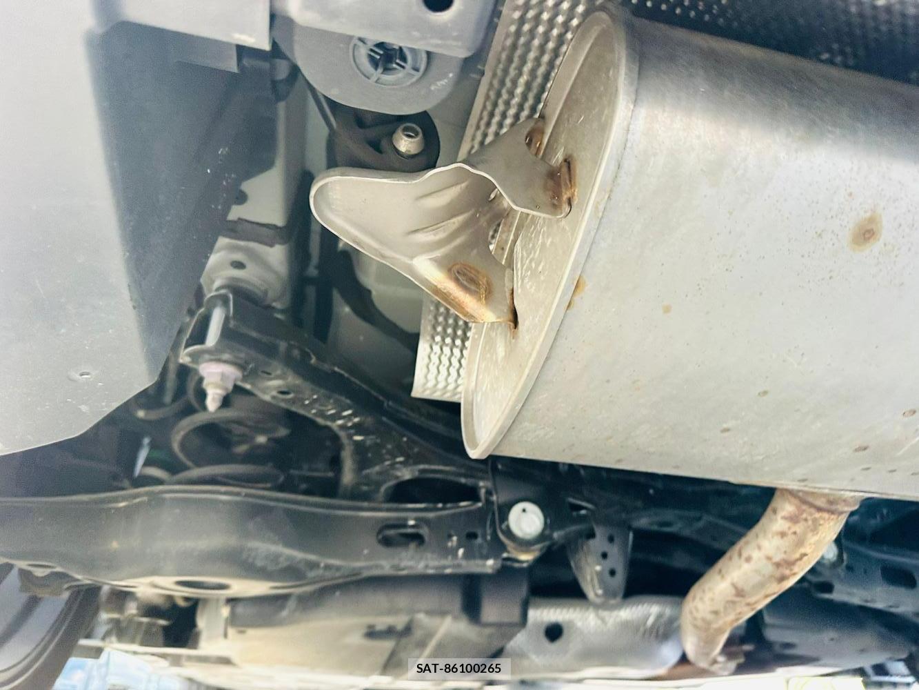 Toyota PRIUS 2023 6804901-34