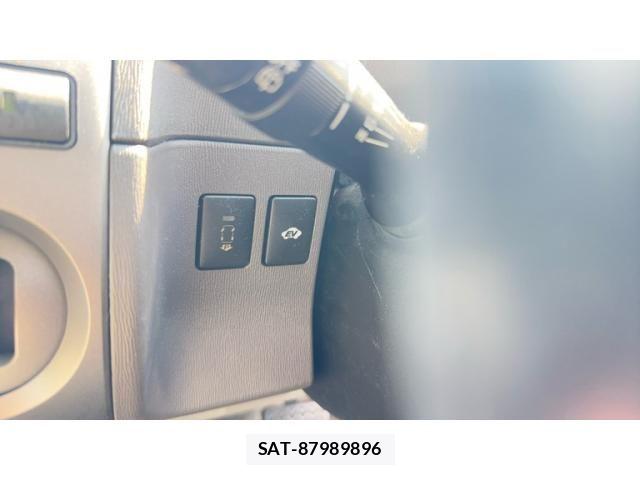 Toyota PRIUS 2006-04 6911375-17