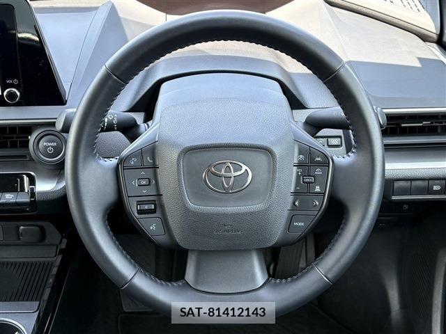 Toyota PRIUS 2023-03 6911224-14