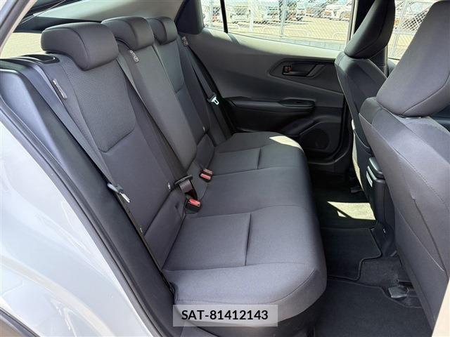 Toyota PRIUS 2023-03 6911224-16