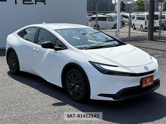 Toyota PRIUS 2023-03 6911224-19