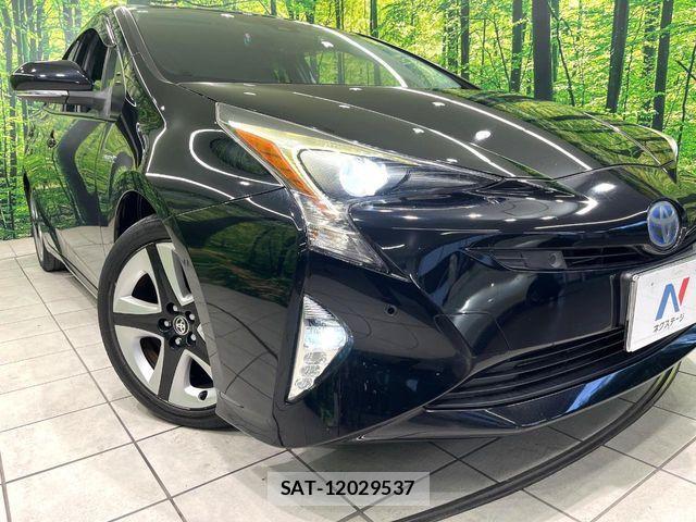 Toyota PRIUS 2016-01 6911282-11