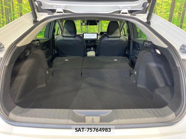 Toyota PRIUS 2023-03 6911208-9
