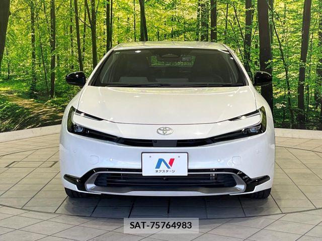Toyota PRIUS 2023-03 6911208-13