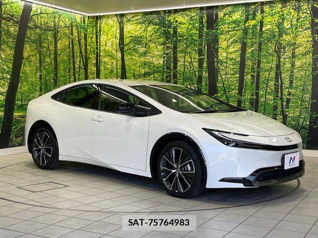 Toyota PRIUS 2023-03 6911208-15