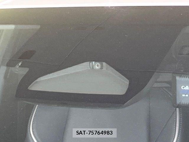 Toyota PRIUS 2023-03 6911208-5