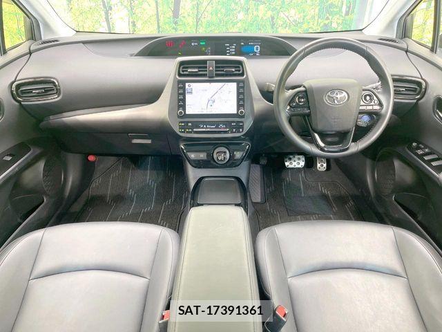 Toyota PRIUS 2022-02 6911232-1