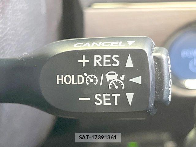 Toyota PRIUS 2022-02 6911232-5