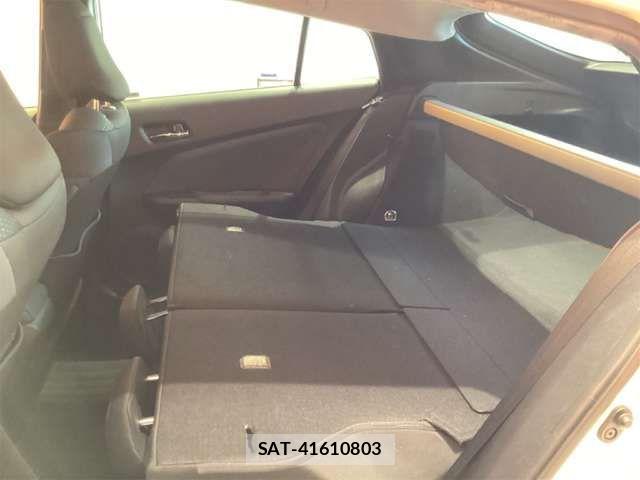 Toyota PRIUS 2019-03 6911240-13