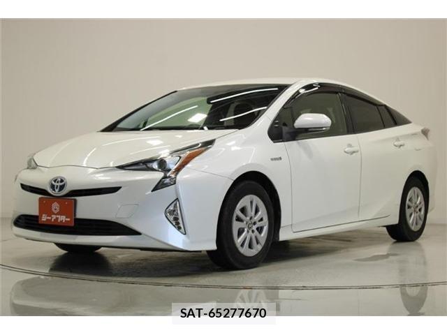 Toyota PRIUS 2017-08 6911294-9