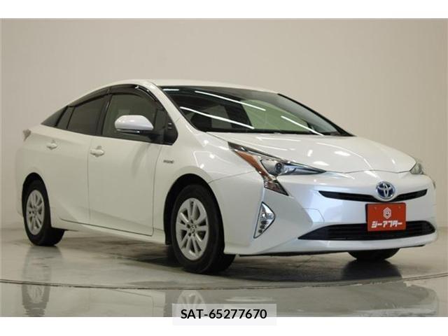 Toyota PRIUS 2017-08 6911294-7